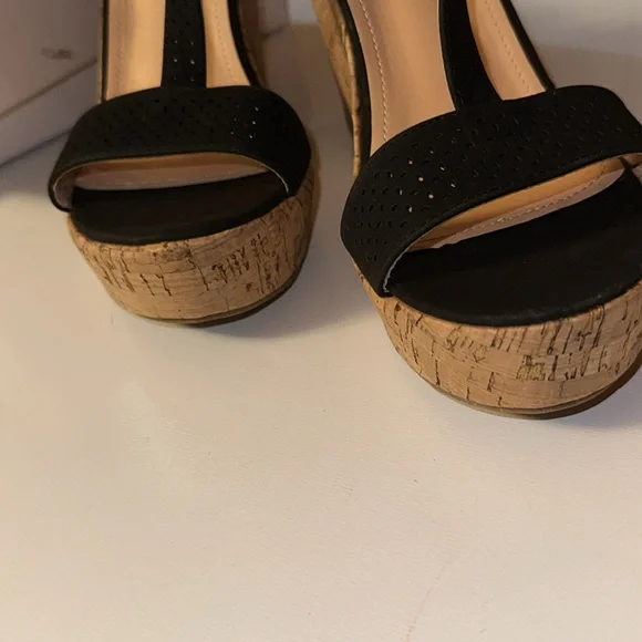 Black wedges 7.5 - Picture 2 of 7